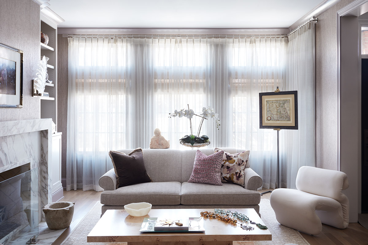 Lincoln Park Home living room