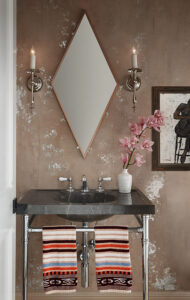 lincoln park home bathroom